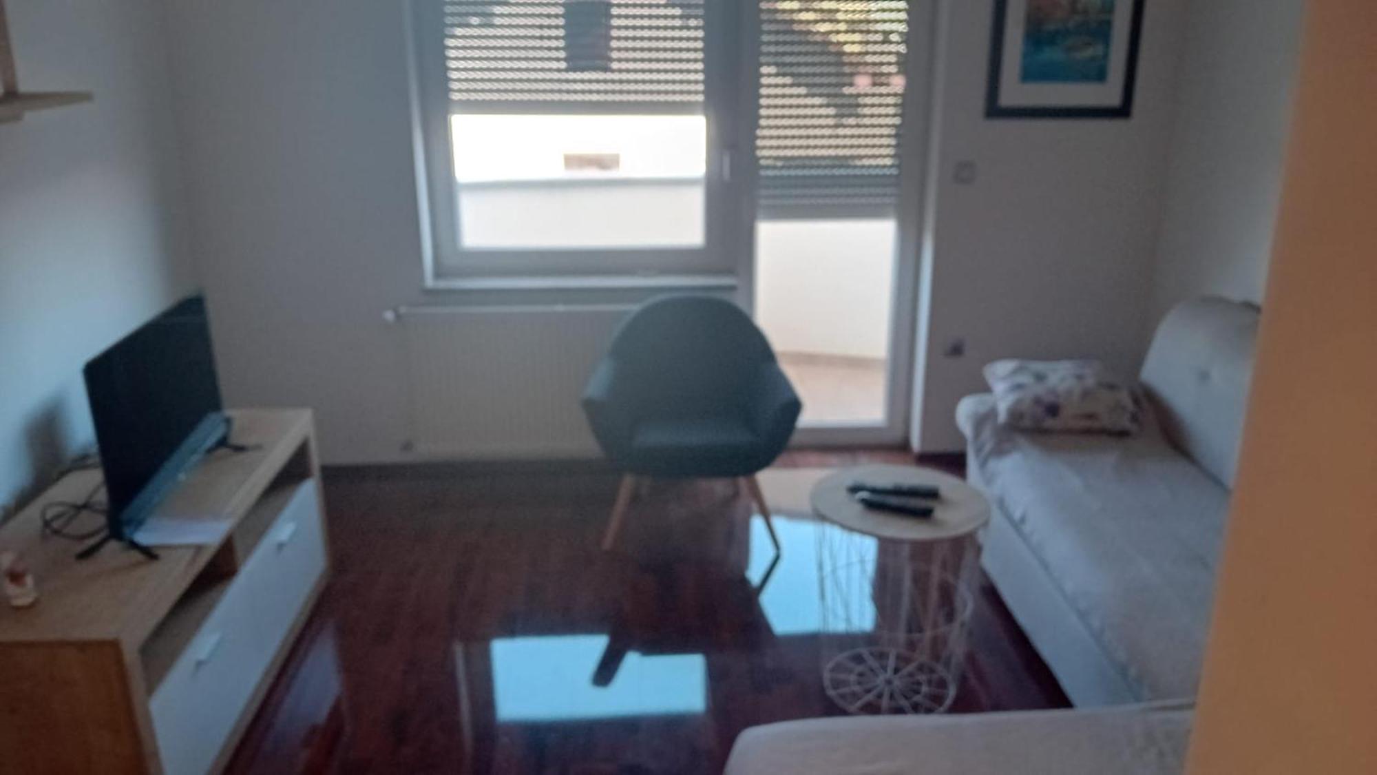 Apartman De Велика Горица Екстериор снимка