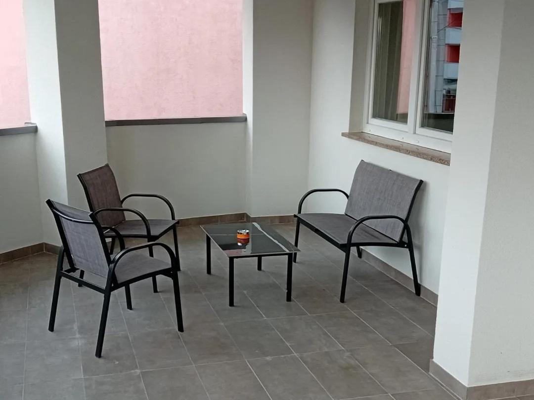 Apartman De Велика Горица Екстериор снимка